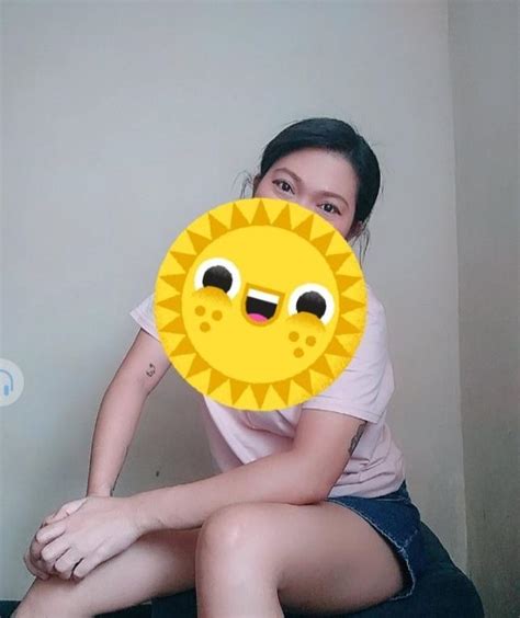 Legit Pinay Walker .